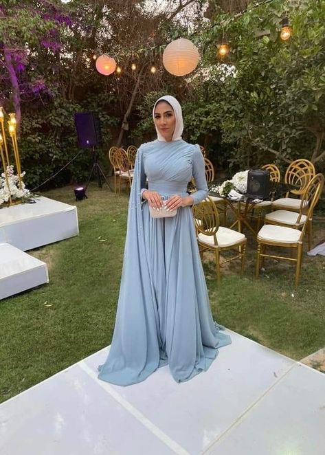 Swareh Dresses Hijab, Engagement Modest Dress, Hijabi Soiree Outfits, Hijabi Dresses For Wedding Guests, Sorie Dresses For Hijab, Hijabi Prom Dress Classy, Prom Hijab Dresses, Prom Dresses Modest Elegant, Hijabi Formal Dresses