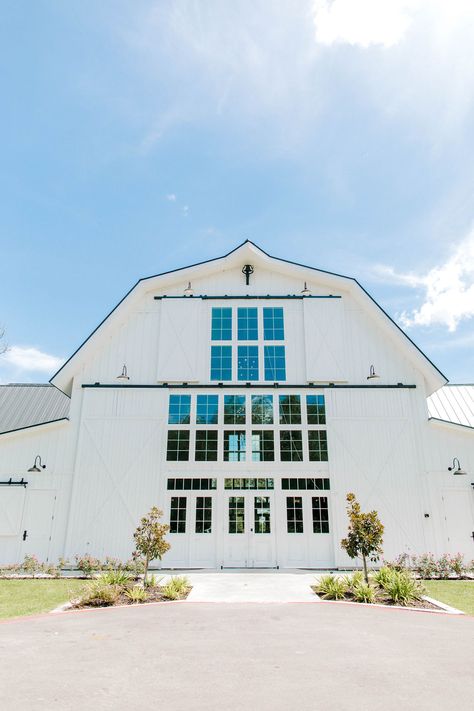 photo by Rebecca Griffith at THE SPRINGS Event Venue in Wallisville, TX // white barn wedding venue near Houston, Texas // unique wedding destination venue // dreamy indoor ceremony wedding venue // white washed walls // farmhouse wedding venue // ceremony site // #placestogetmarried #weddingvenuesintexas Wedding Venue Ceremony, Dutch Farmhouse, Farmhouse Wedding Venue, White Wash Walls, White Barn Wedding, Manifest Destiny, Barn Interior, Built In Bar, Indoor Ceremony