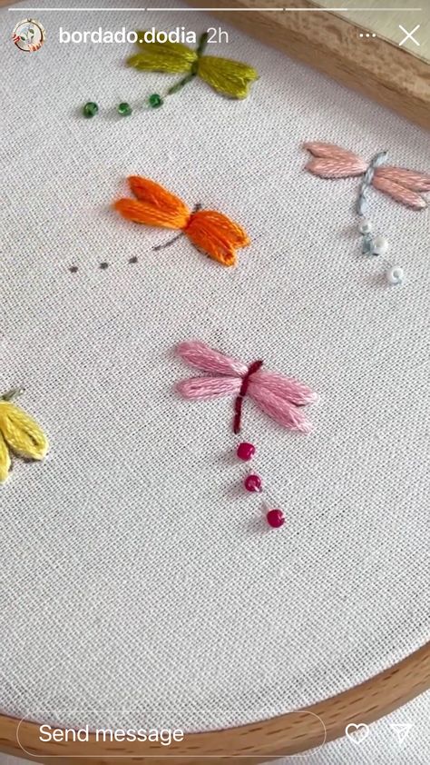 Basic Hand Embroidery Stitches, Hand Embroidery Patterns Free, Simple Hand Embroidery Patterns, Diy Embroidery Designs, Bead Embroidery Tutorial, Hand Embroidery Patterns Flowers, Hand Embroidery Videos, Basic Embroidery Stitches, Hand Embroidery Tutorial