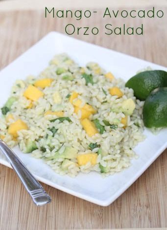 Mango-Avocado Orzo Salad! Serve this vegetarian dish as a light lunch or a side dish for fajitas, carnitas or grilled chicken. You'll be craving seconds in no time! | #SaladRecipe #SideDish Avocado Orzo Salad, Chicken With Orzo, Salad With Mango, 5 Dinners, Orzo Salad Recipes, Dinners Recipes, Avocado Chicken, Mango Avocado, Orzo Salad