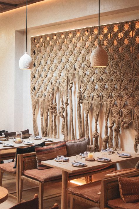 Attention Los Angeles: The Kassi Club Is Here & It's Taking You to Greece Cortina Macrame, Food At Home, Deco Boheme, Bar Seating, Macrame Ideas, Macrame Decor, Restaurant Interior Design, Macrame Art, Macrame Projects