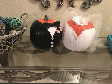 Bride and groom pumpkins/ Halloween wedding Halloween Wedding Pumpkins, Bride And Groom Pumpkins, Halloween Stag And Doe, Wedding Pumpkin Decor, Stag Ideas, Halloween Party Dessert Table, Wedding Pumpkins, Halloween Party Desserts, Creative Pumpkin Decorating