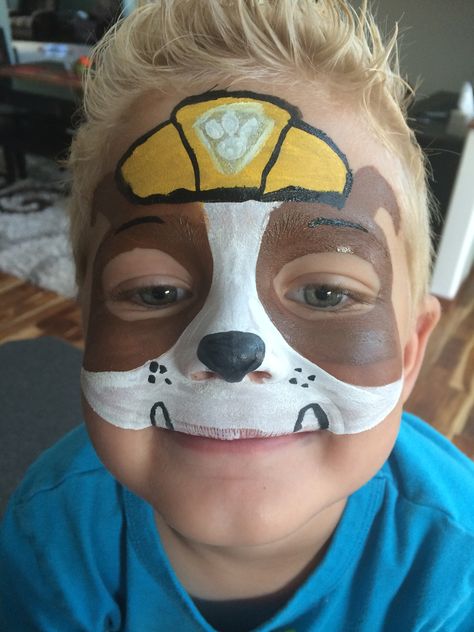 Paw patrol Rubble Maq Rubble Paw Patrol Face Paint, Paw Patrol Face Paint, Paw Patrol Halloween Costume, Face Painting Halloween Kids, Face Painting Unicorn, Carnaval Make-up, Face Painting For Boys, Paw Painting, Face Painting Easy