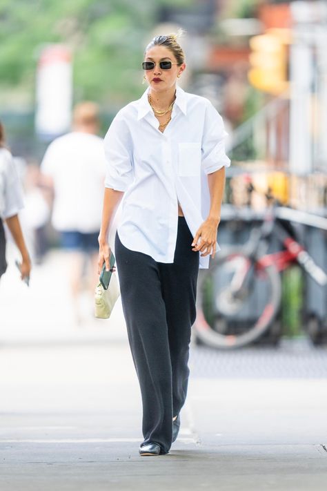 Stealth Wealth, Gigi Hadid Looks, Oversized White Shirt, White Shirt Outfits, Black Leather Ballet Flats, Vogue France, Cashmere Pants, Classic White Shirt, Copenhagen Fashion Week