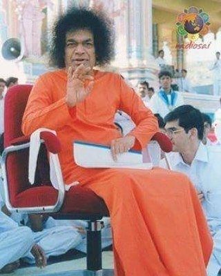 DONT CRY FOR MUNDANE THINGS; CRY FOR GOD  Sathya Sai Speaks You must develop such faith courage and conviction and should not cry over others words. Crying comes quite natural to ladies. It is something like the washer- less taps from which the water drips continuously. It is not good. One must control it. Why should one shed tears? Spiritually they have a meaning. Nara means water. Nayanamu means eyes. Water naara coming from eyes nayanamu becomes Narayanamu the Lord. So one should shed tears o Passing Clouds, Cosmic Meditation, Sathya Sai Baba, Sanatana Dharma, Sai Ram, Sai Baba, Dont Cry, The Lord, Washer