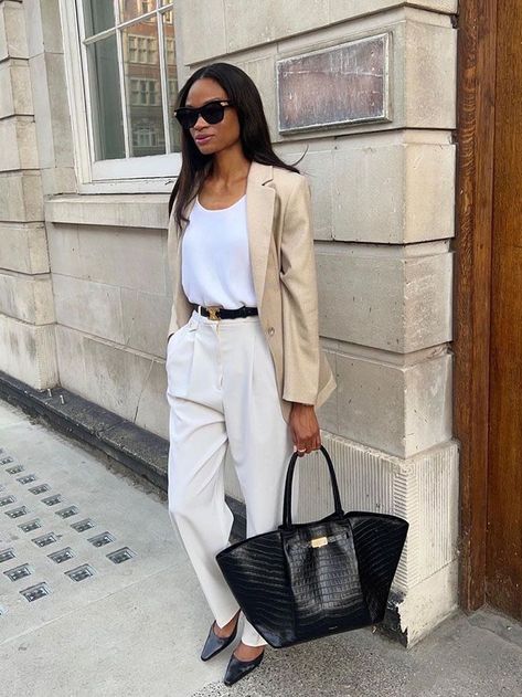 15 Casual Work Outfits That Make Office Dressing Feel Downright Effortless Going To Dinner Outfit Casual, Going Outfits, Spring Outfits College, Outfits Vest, Best Business Casual Outfits, Outfits Amazon, Outfit Office, Outfits Nyc, Outfit Elegantes