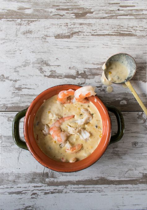 Ina Garten Soup Recipes: Seafood chowder #inagarten #inagartenrecipes #souprecipes Ina Garten Seafood Chowder, Lobster Corn Chowder Ina Garten, Ina Garten Soup Recipes, Soup Recipes Seafood, Best Seafood Chowder Recipe, Shrimp Corn Chowder, Rhode Island Food, Wild Mushroom Soup, Boiled Dinner