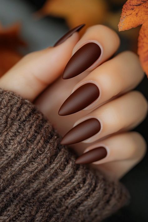 20 Fall Nail Designs That Scream Cozy Vibes Trendy Fall Nail Designs, Nails Autumn, Designs For Short Nails, Autumn Nail, Fall Nail Trends, Green Nail Designs, Thanksgiving Nails, Manicure Ideas, Fall Nail Art