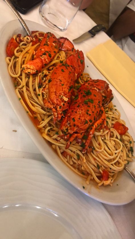 Spaghetti Lobster, Pasta Lobster, Lobster Spaghetti, Lobster Pasta, Spaghetti, Pasta, Restaurant, Ethnic Recipes