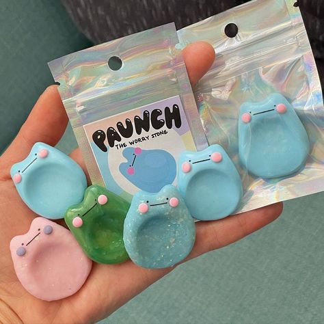 Fimo Kawaii, Clay Diy Projects, S Name, Tanah Liat, Clay Crafts Air Dry, Cute Polymer Clay, Cute Clay, Clay Art Projects, Fimo Clay