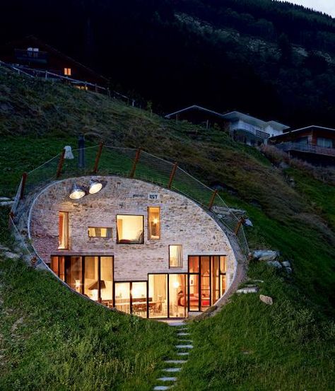 SeARCH and Christian Müller’s buried hillside Hole House Case Sotterranee, Therme Vals, Unusual House, Architecture Cool, Earth Sheltered Homes, Casa Hobbit, Earth Sheltered, Underground Homes, Unusual Homes