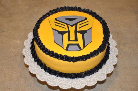 Transformer cake by Cake Creations by Christina Transformers Birthday Bumblebee, Bumblebee Transformers Cake, Transformers Cake Bumblebee, Transformers Buttercream Cake, Transformers Birthday Cake Bumble Bee, Transformers Birthday Cake, Disney Baking, Transformers Cake, Transformers Birthday Parties