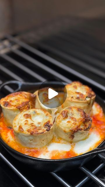 Lasagna Wraps Roll Ups, Rotolo Pasta Recipe, Traditional Italian Recipes, Lasagna Roll Ups, Dinner Pasta, Lasagna Roll, Pasta Making, Lasagna Rollups, Traditional Italian Dishes