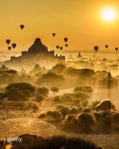 Scenic sunrise with many hot air balloons above Bagan in Myanmar. Bagan is an ancient city with thousands of historic buddhist temples. Nay Pyi Taw, Cultural Tourism, Bagan Myanmar, Haha Photos, World Most Beautiful Place, Breathtaking Places, Air Balloon Rides, Bagan, Hot Air Balloons