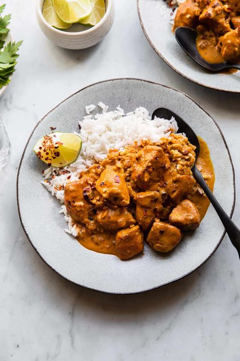 This Thai inspired coconut milk curry chicken recipe is full of flavor and made in one pan. It makes a great weeknight dinner that can be ready in about 30 minutes. Curry Photography, Best Coconut Milk, Coconut Curry Chicken Recipes, Curry Chicken Recipe, Coconut Chicken Curry, Curried Lentil Soup, Curry Recipes Easy, Coconut Milk Curry, Coconut Chicken