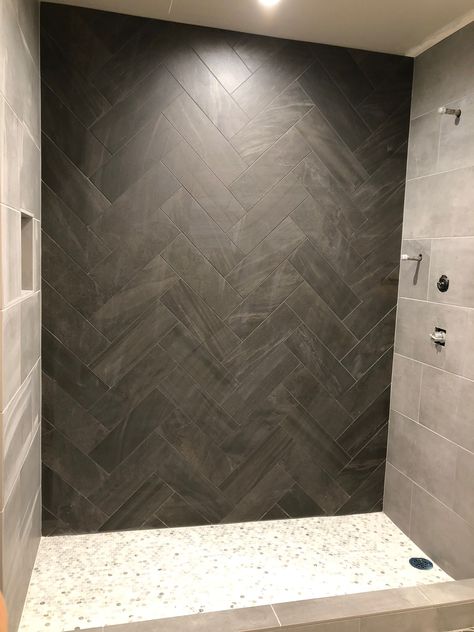 Dark Accent Tile Shower Wall, Grey Tile Shower Ideas Master Bath, Grey Tile Shower Bathroom, Showers With Black Tile, Contrasting Bathroom Tiles, Modern Shower Tile Ideas Accent Wall, Dark Gray Shower Floor, Master Shower Accent Wall, Shower Remodel Dark Tile