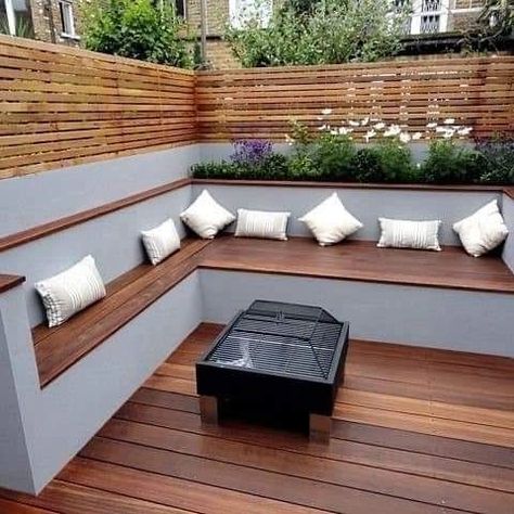 Tiny Backyard Ideas, Design Per Patio, Tiny Backyard, Backyard Patio Furniture, Small Outdoor Patios, Terrasse Design, Garden Seating Area, Concrete Patios, Cheap Patio