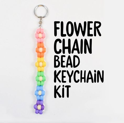 Pony Bead Letter Patterns, Cute Pony Bead Patterns, Bead Keychain Animals, Pony Bead Flower Pattern, Pony Bead Cat Pattern, Pony Bead Crafts Keychains Patterns, Pony Bead Charms, Bead Buddies Patterns, Flower Pony Bead Patterns