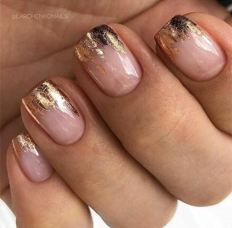 Golden Foil Nails, Gold Foil Nails, Foil Nail Designs, Foil Nail Art, Outfit 2020, Minimal Nails, Get Nails, Foil Nails, Fancy Nails