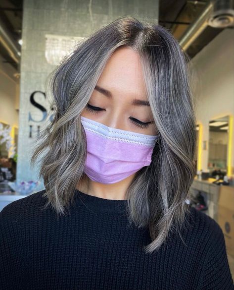 Highlight To Hide Gray Hair, Short Black Hair With Highlights Blonde, How To Hide Grey Hair With Highlights, Grey Bayalage Hair Short, Grey Hair Camouflage, Slowly Going Grey, Gray Hair Balayage Silver, Salt And Pepper Lob Haircut, Dark Brown Hair With Grey Balayage