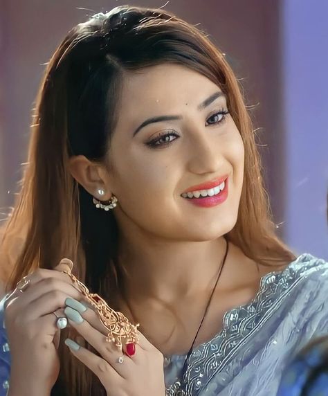 Aalisha Panwar, Alisha Panwar, Helly Shah, Bear Wallpaper, Amazing Jewelry, Zara, Hairstyles, Drop Earrings, Fashion Outfits