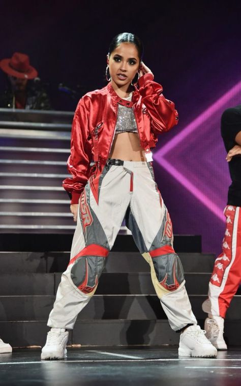 Becky G Tour Outfits, Becky G Performance Outfits, Becky G Red Carpet, Becky G Music Video Outfits, Becky G Black Dress, Celebrity Updates, Red Suit, Becky G, Pop Idol