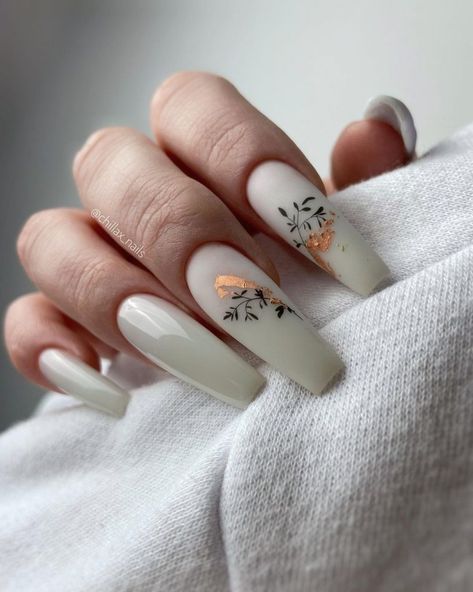 Milky White Fall Nails, Milky Green Nails, White Fall Nails, Fall Nails Ideas, White Almond Nails, White Nails With Gold, Autumn Luxury, White Coffin Nails, Nail Coat