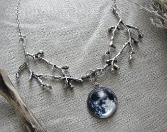 Witchy Necklaces, Goth Pendant, Full Moon Necklace, Witch Pendant, Emo Teen, Jewelry Goth, Gothic Witch, Branch Necklace, Necklace Gothic