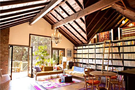 Best Airbnbs With Libraries for Book Lovers - Thrillist Lodge House, Record Room, Handmade House, Quiet Space, Bohemian House, Laurel Canyon, Vacation House, Small Room Design, Home Libraries