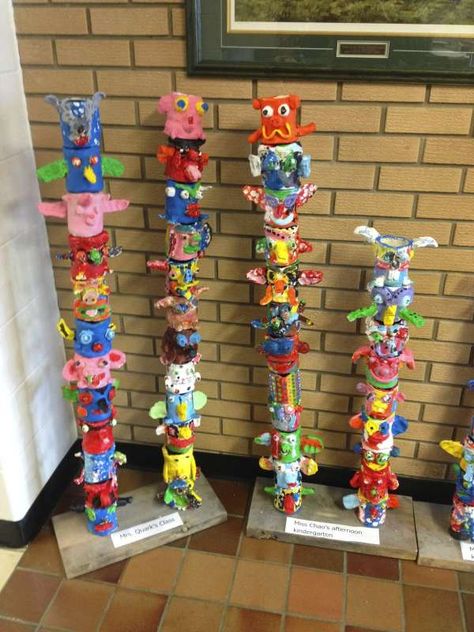 Fun way to make a totem pole display – Recycled Crafts Totem Poles For Kids, Totem Pole Craft, Clay Totem, Ceramic Totem, Totem Pole Art, Diy Totem, Kids Collage, Garden Totem, Pole Art