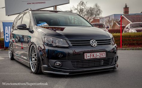 Volkswagen Touran | Flickr - Photo Sharing! Vw Touran Modified, Touran Vw, Bmw Wagon, Caddy Van, Volkswagen Touran, Vw Sharan, Volkswagen Caddy, Vw Touran, Audi Rs6