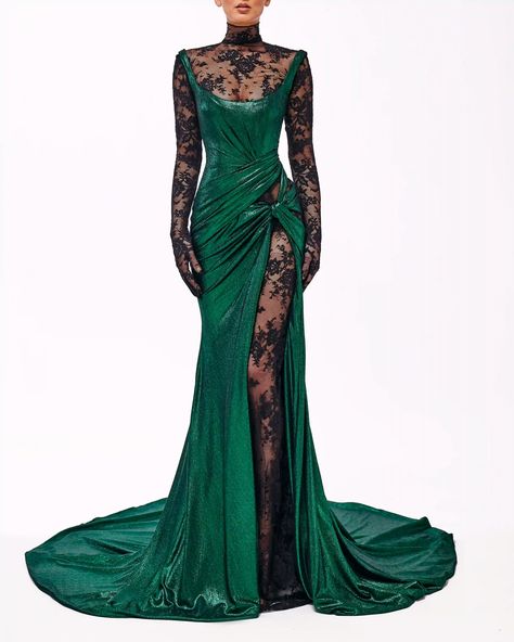 Metallic Majesty – RTW ’24 – VALDRIN SAHITI Couture Dresses Short, Valdrin Sahiti, Green Evening Gowns, Gala Outfit, High Fashion Dresses, Classy Prom Dresses, Formal Dresses With Sleeves, Be Back Soon, Next Stop