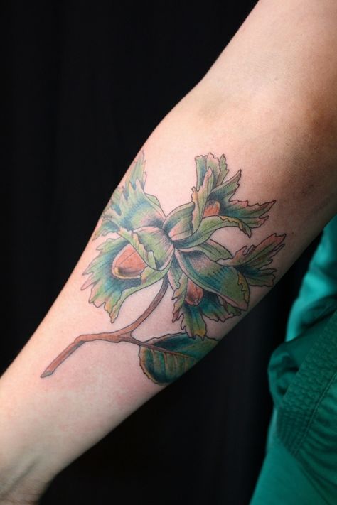 Hazelnut Tattoo, Hazelnut Plant, Up Tattoos, Beautiful Tattoos, Hazelnut, Flower Tattoo, Tatting, Body Art, Tattoo Designs