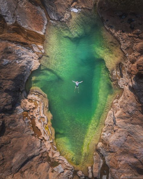 Gorgeous Photos of Socotra, The 'Most Alien-Looking Place on Earth' | PetaPixel Yemen Socotra Island, Yemen Nature, Yemen Socotra, Yemen Culture, Socotra Island Yemen, Travelling Goals, Socotra Yemen, Socotra, Remote Island