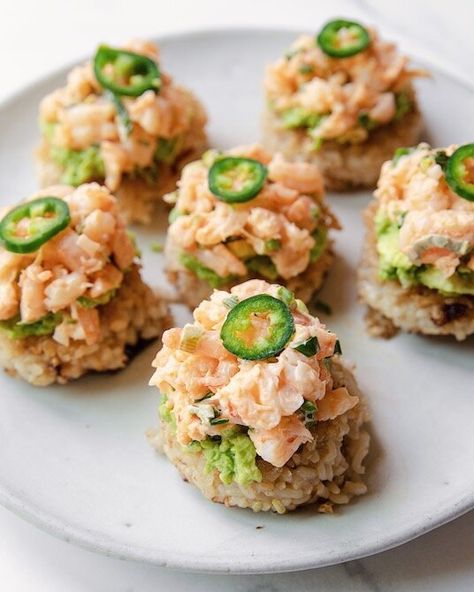 Crispy Rice Spicy Tuna, May Recipes, Rice And Shrimp, Spicy Shrimp Salad, Shrimp Sushi, Spicy Tuna Roll, Cooked Shrimp, Crispy Shrimp, Shrimp And Rice