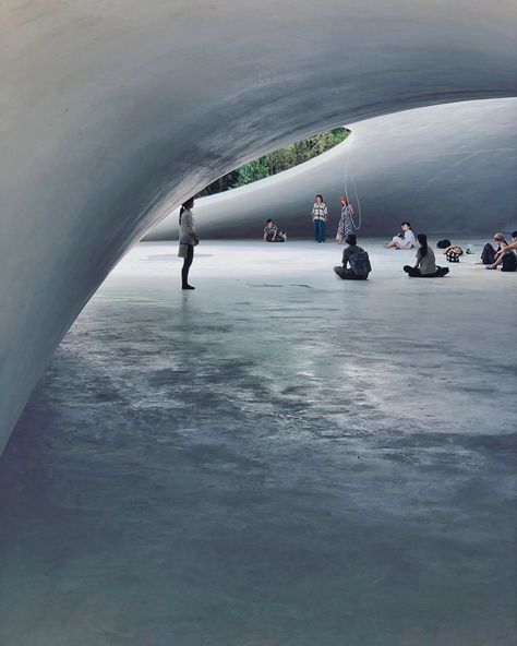 “The sublime ‘Teshima Art Museum’ designed by Tokyo-based architect Ryue Nishizawa and Japanese artist Rei Naito opened in 2010. ” Nishizawa Architects, Teshima Art Museum, Japanese Museum, Ryue Nishizawa, Stone Park, Forest Cat, Japanese Artists, Tahiti, Art Museum