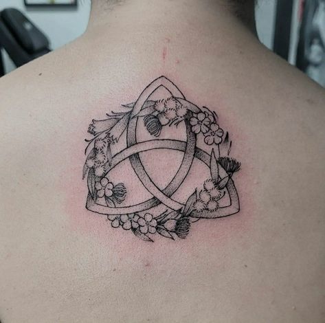 Celtic Trifecta Tattoo, Celtic Trinity Tattoo, Triquetra Tattoo With Flowers, Brigid Tattoo, Triquetra Tattoo Women, Celtic Knotwork Tattoo, Leona Tattoo, Irish Gaelic Tattoo, Rose Thorn Tattoo