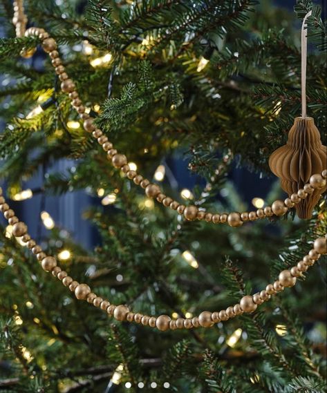 Gold Bead Garland, Beaded Christmas Garland, Luxe Christmas, Ginger Ray, Gold Party Decorations, Green Garland, Wooden Bead Garland, Gold Christmas Decorations, Hanging Christmas Tree