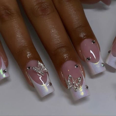 Birthday Nails 21st Long, Cute 18th Birthday Nails, Birthday Nails Sagittarius Short, Scorpio Birthday Nails Acrylic Short, Classy Birthday Nails Short, Libra Nails Design Birthday, 18th Birthday Nails Ideas, 18th Nails, Sweet 16 Nail Ideas