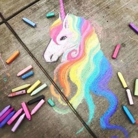 Photo | @xoxrainbowxox September 17 2018 at 08:07PM buff.ly/… | Flickr Fun Chalk Art, Sidewalk Chalk Art, Sidewalk Art, Unicorns And Mermaids, Chalk Drawings, Unicorn Art, Sidewalk Chalk, Chalkboard Art, A Unicorn