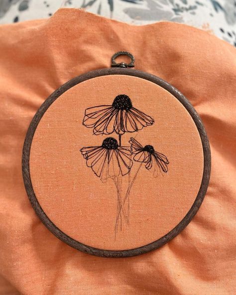 Motif For Embroidery, Minimal Embroidery, Eagle Rock, Macrame Wall Hanging Diy, Basic Embroidery Stitches, Embroidery Stitches Tutorial, Blossoms Art, Embroidery Gifts, Bible Coloring