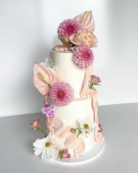 Wedding Cake Trends For 2024, Garden Party Wedding Cake, Wedding Cakes 2024, Funky Wedding Cakes, Cookies Photoshoot, Colourful Wedding Cake, Whimsical Wedding Cake, Garden Party Cakes, Whimsical Cake