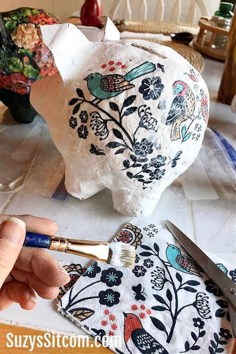 Paper Mache Inspiration, Mosaic On Paper Mache, Functional Paper Mache, Paper Mache With Balloons, Paper Mache Pencil Holder, Toilet Paper Mache, Paper Mache For Adults, Paper Mache Crafts For Adults, High School Paper Mache