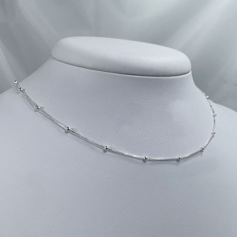 Outfit Classy, Golden Trio, Dope Jewelry, Jewelry Lookbook, Chain Choker Necklace, Fancy Jewelry, Silver Accessories, Girly Jewelry, Style Minimalist