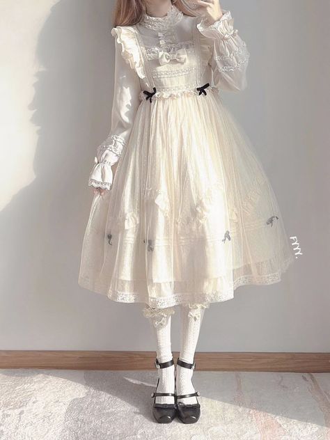 Fairytale Prom Dress, Vintage Doll Dress, Womens Trendy Dresses, Classic Lolita, Old Fashion Dresses, Sweet Dress, Lolita Dress, A Letter, Lolita Fashion