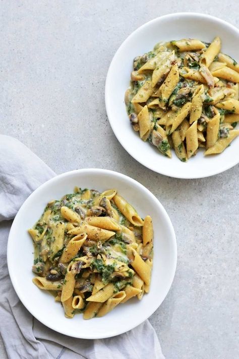 Creamy Pasta With Mushrooms, Pasta With Mushrooms And Spinach, Vegan Mushroom Pasta, Pasta With Mushrooms, Mushrooms And Spinach, Dinner Quick, Starch Solution, Healthy Plate, Vegan Side Dishes