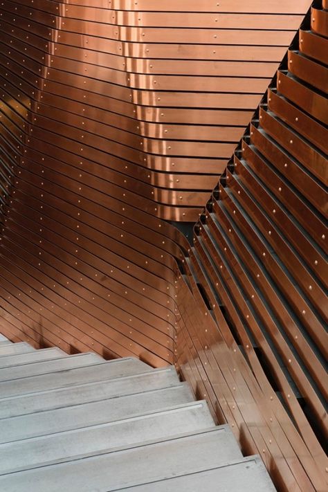 Optimist Design wraps Berlin's Red Bull Studios with copper striations - News - Frameweb Copper In Architecture, Museum Statues, Copper Interior, Luxor Egypt, Retail Design Blog, Future City, British Library, Power Station, Pompeii