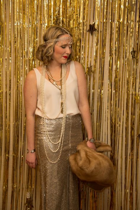 guest attire for vintage wedding Modern Gatsby Outfit, Gatsby Outfit Women, Great Gatsby Party Outfit Women, Gatsby Party Outfit Women, 1920s Party Dresses, Great Gatsby Outfit, 20s Outfit, Gatsby Party Outfit, Gatsby Outfit