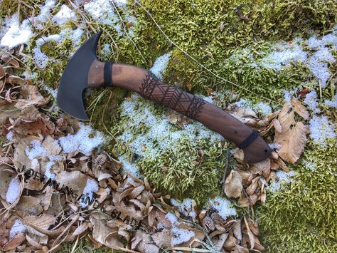 Daniel Winkler/Sayoc RnD Hawk w. Walnut & Tribal Hatches, Axes, Hawks, Walnut, Tools