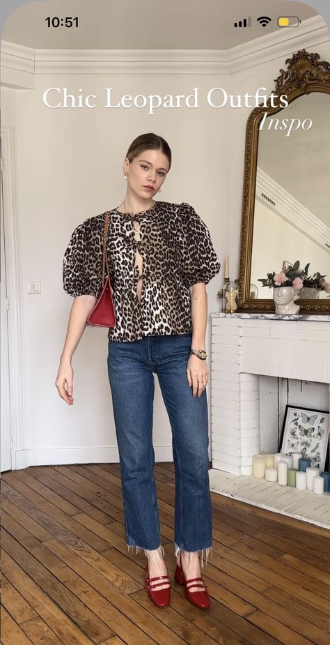 Red Blouse And Jeans Outfit, Leopard Print Jeans Outfit Street Style, Red And Leopard Outfit, Animal Print Blouse Outfit, Animal Print Shirt Outfit, Leopard Blouse Outfit, Animal Print Shoes Outfit, Leopard Flats Outfits, Printed Top Outfit